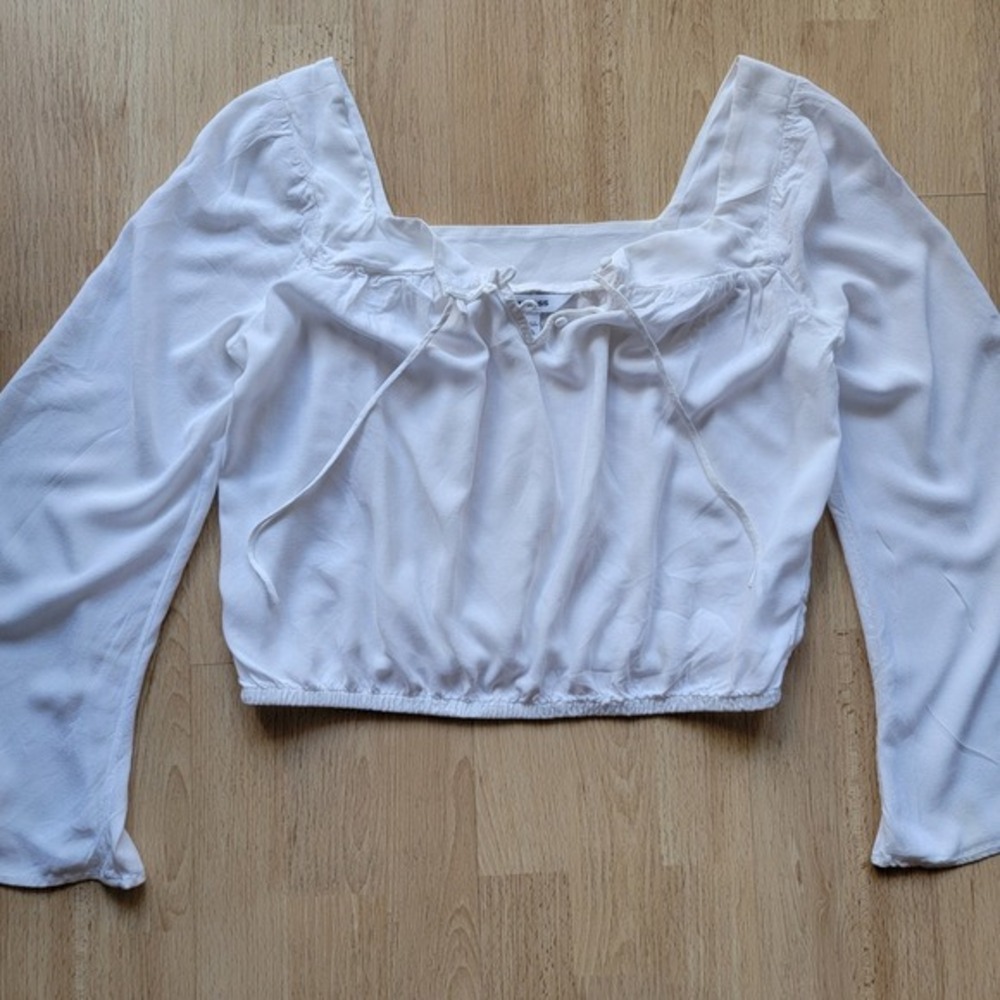 Express White Rayon Bell Sleeve Crop Top‎ front buttons Boho Blouse XS